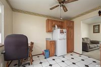 676 West 57TH Street, Davenport, IA 52806