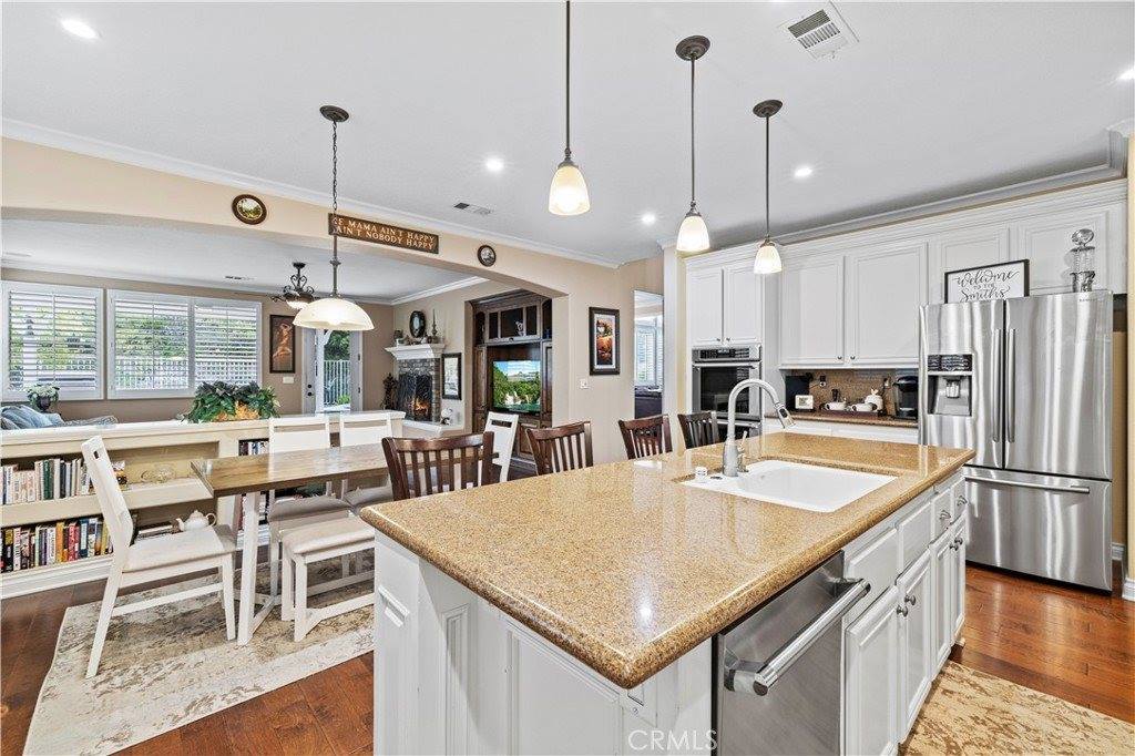 28707 Rock Canyon Drive, Saugus, CA 91390