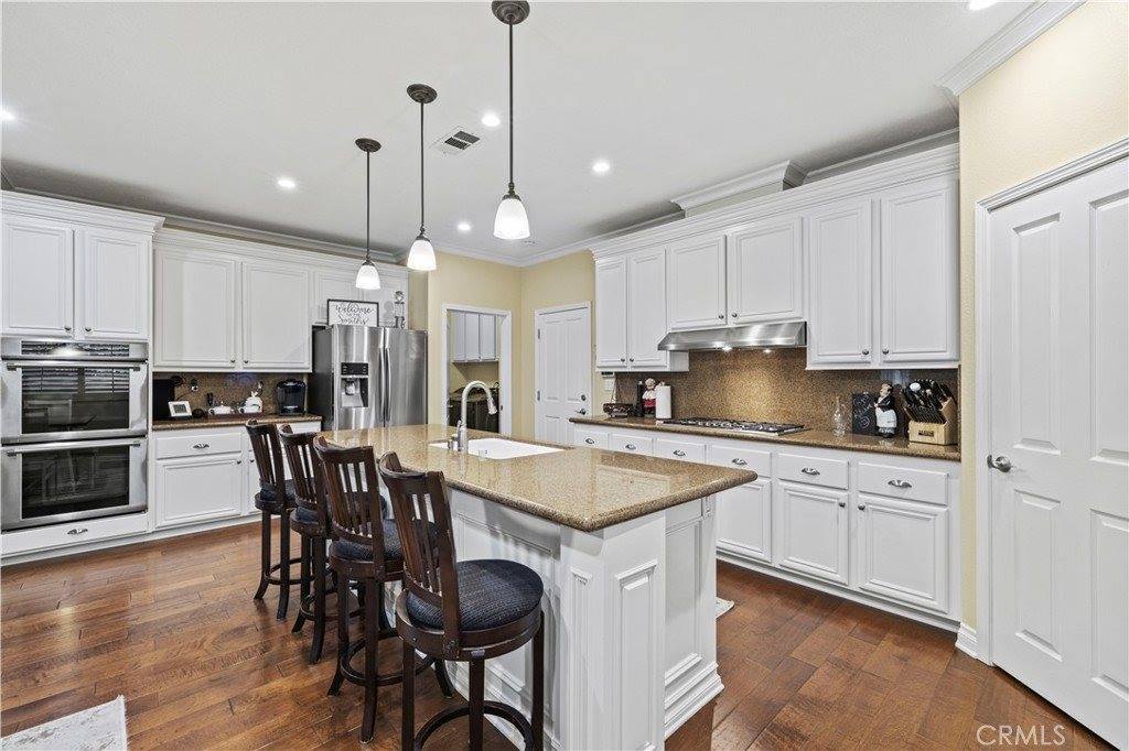 28707 Rock Canyon Drive, Saugus, CA 91390