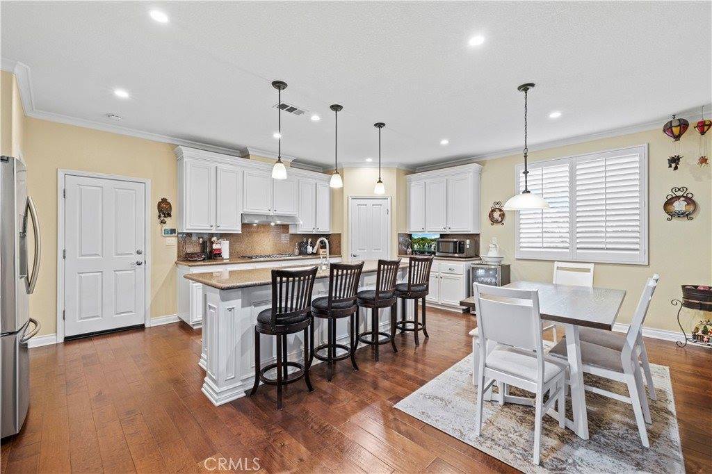 28707 Rock Canyon Drive, Saugus, CA 91390