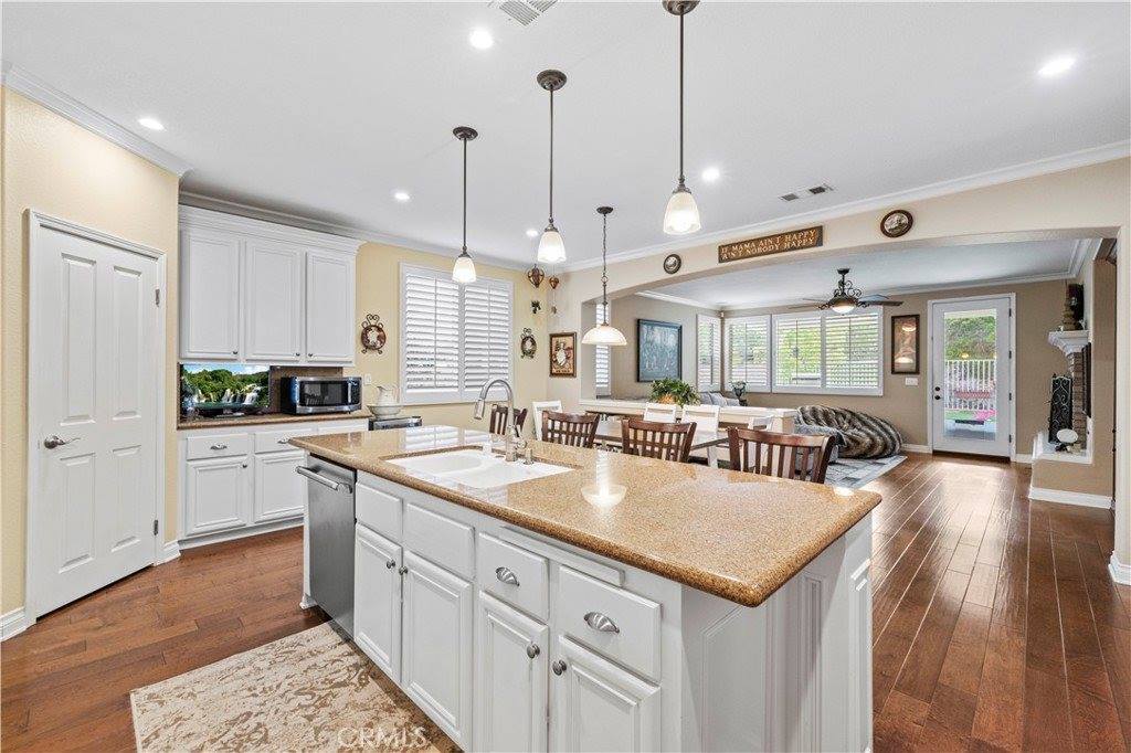 28707 Rock Canyon Drive, Saugus, CA 91390