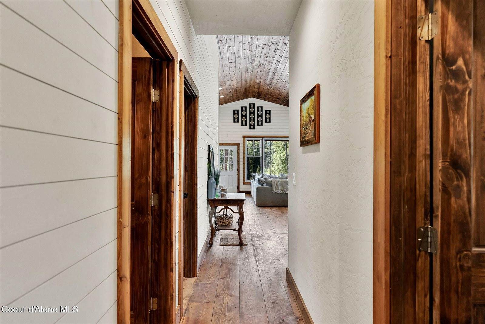 629 Bandy Rd, Priest River, ID 83856