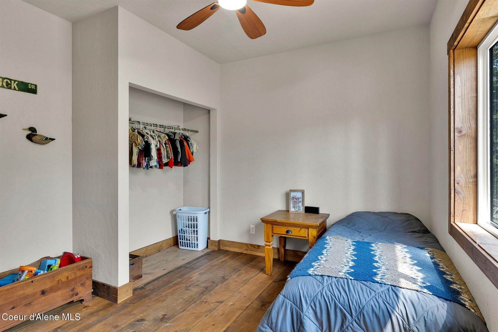 629 Bandy Rd, Priest River, ID 83856