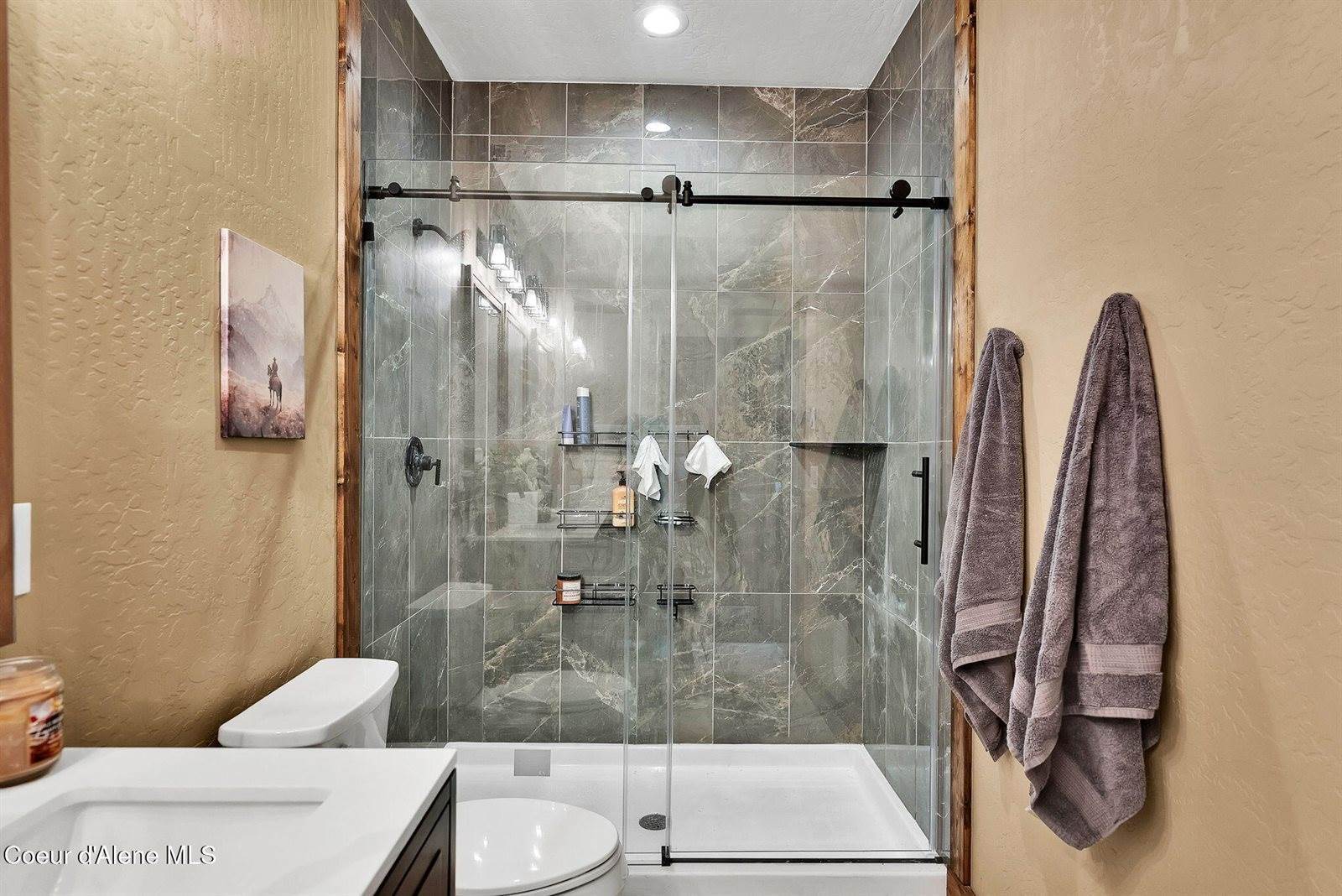 629 Bandy Rd, Priest River, ID 83856