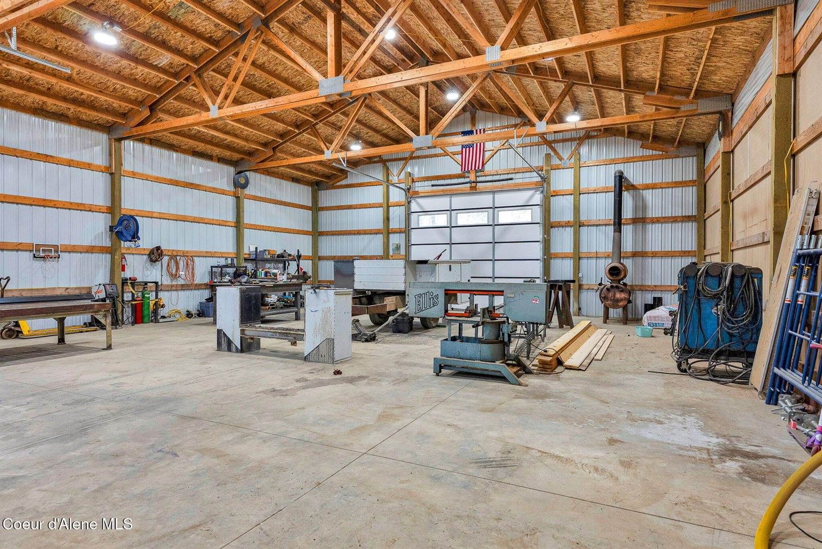 629 Bandy Rd, Priest River, ID 83856