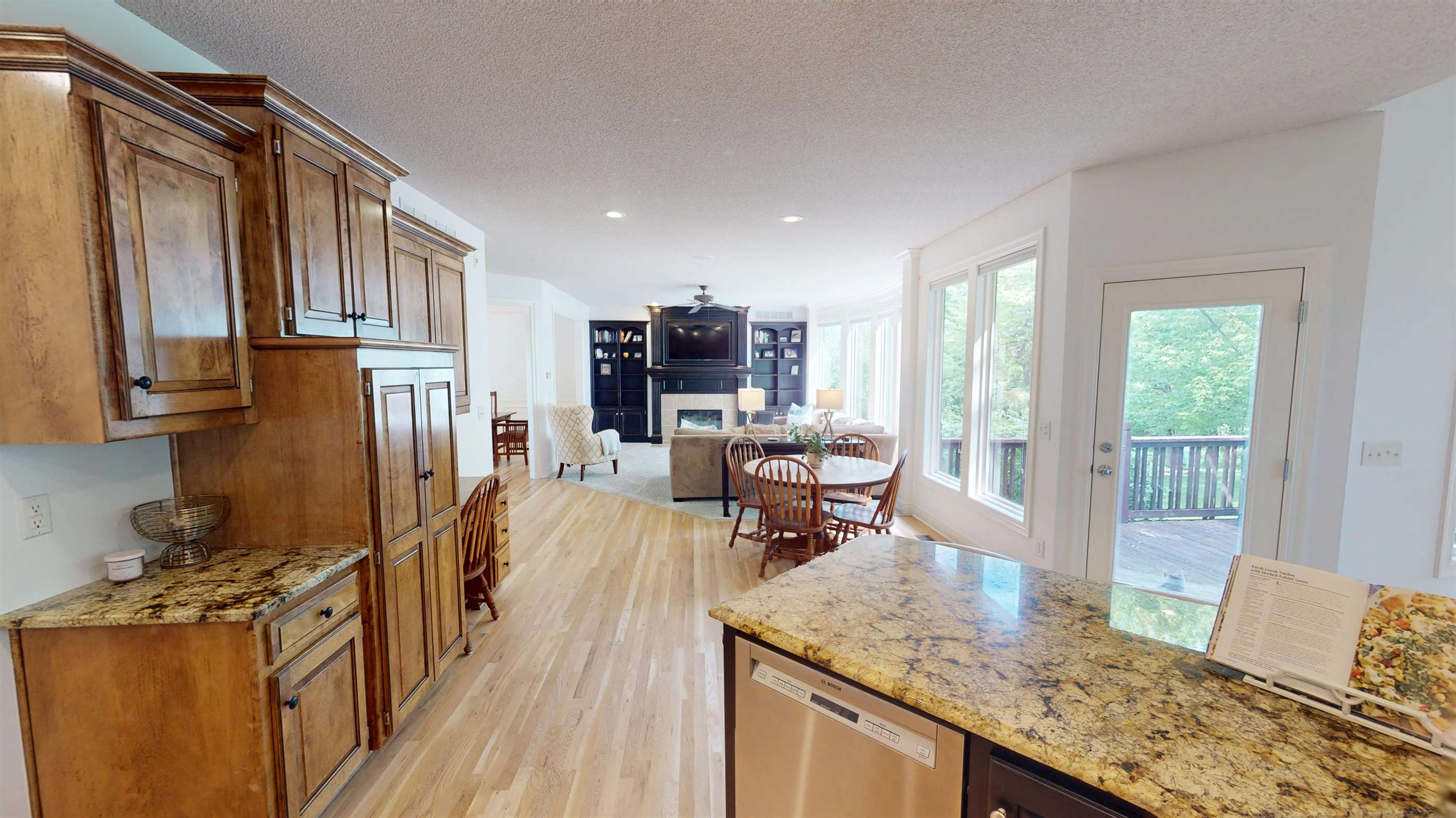 22306 W 44th Terrace, Shawnee, KS 66226