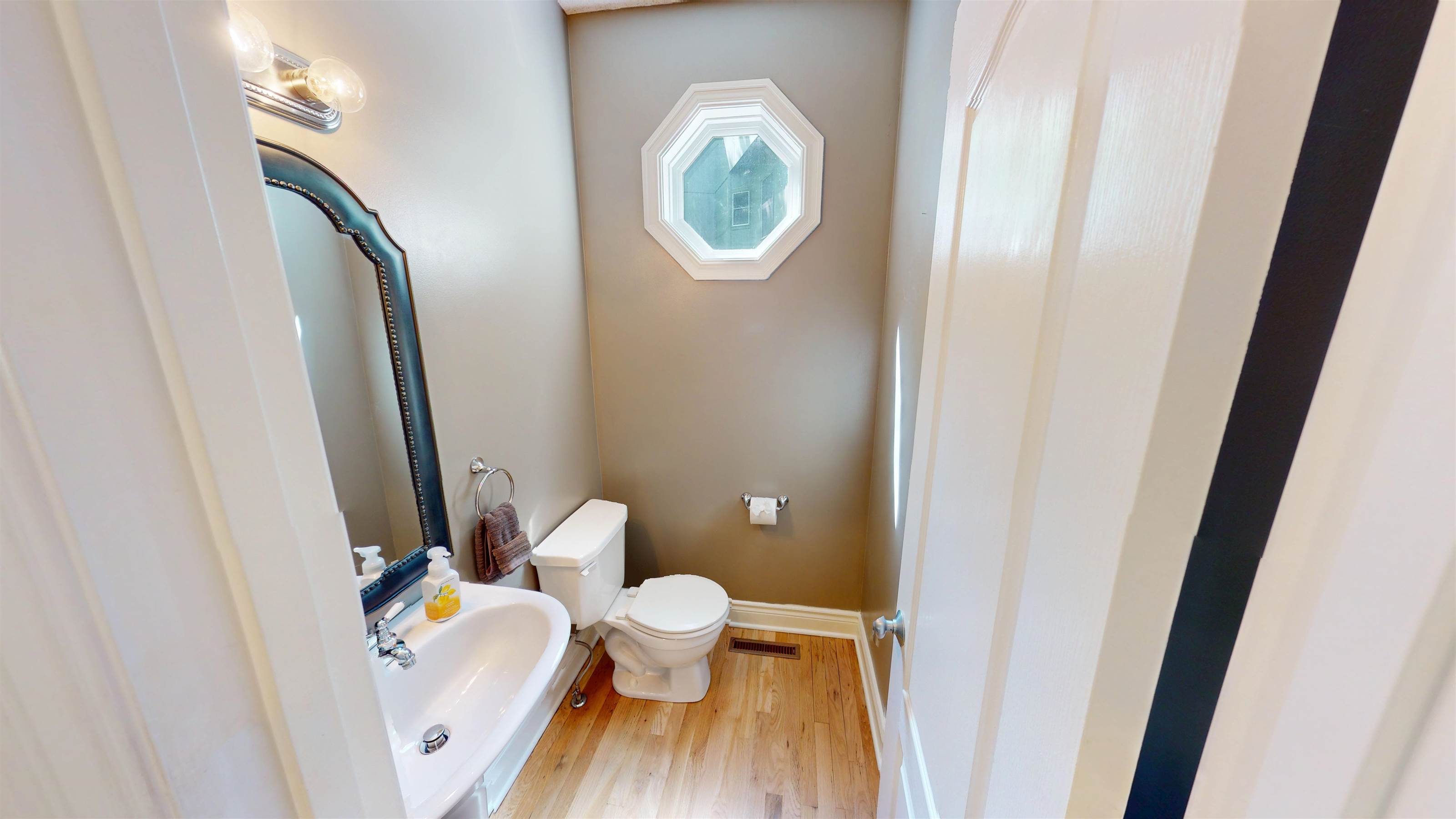 22306 W 44th Terrace, Shawnee, KS 66226