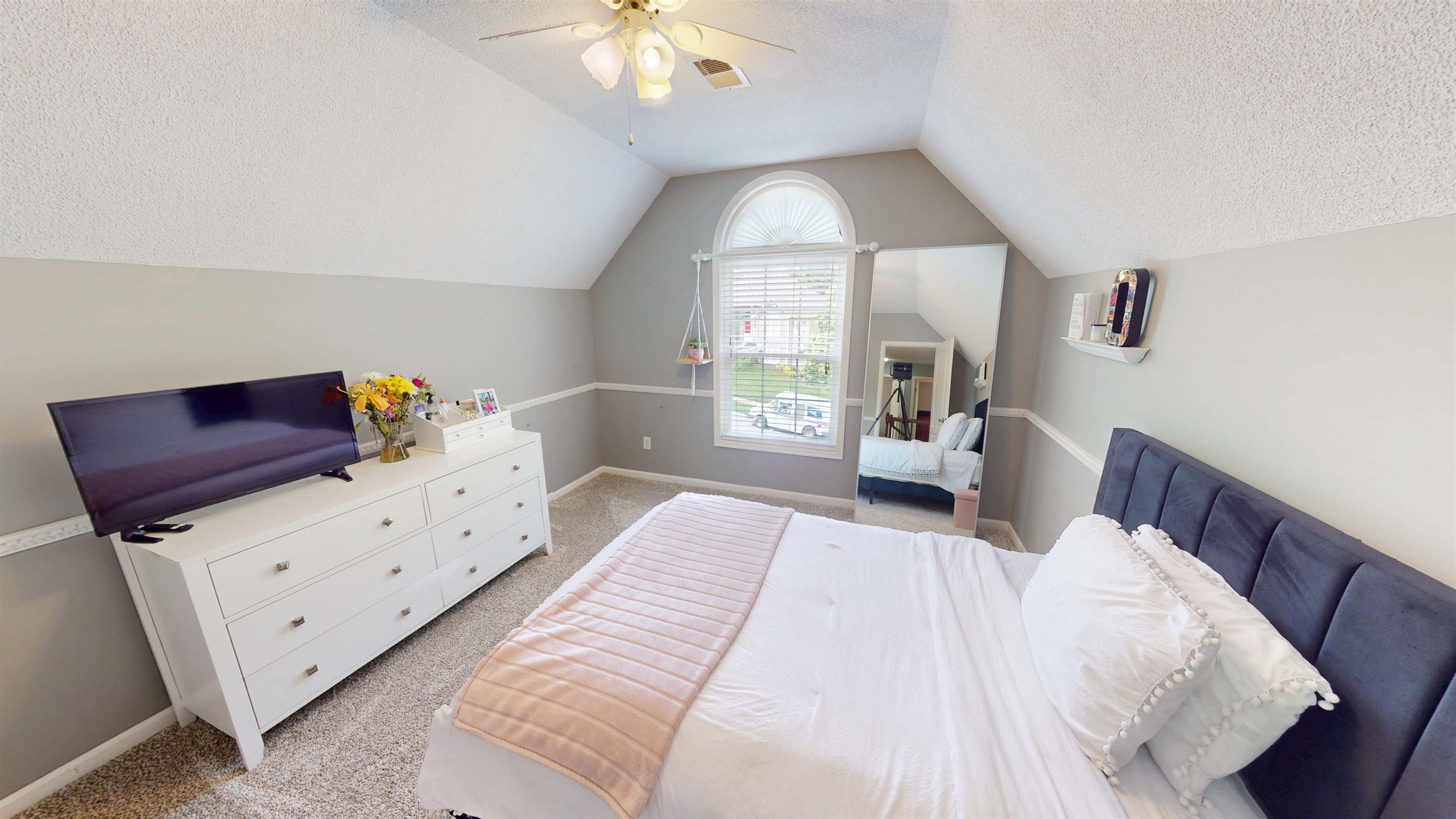 22306 W 44th Terrace, Shawnee, KS 66226