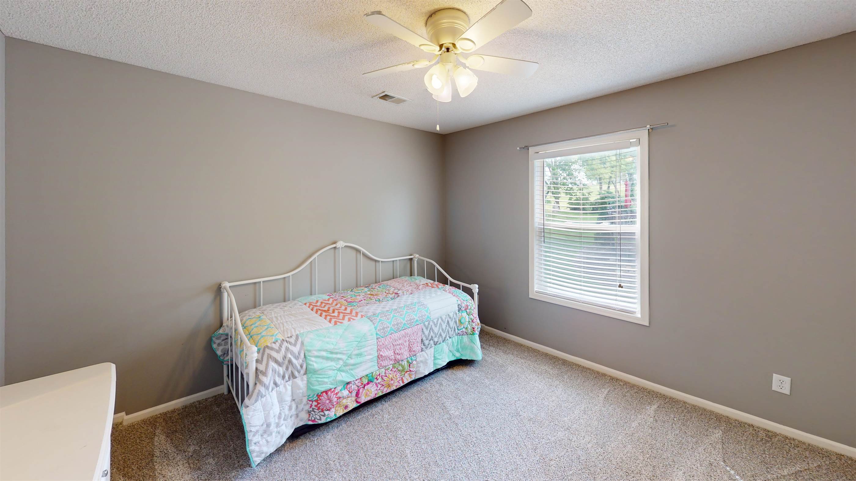 22306 W 44th Terrace, Shawnee, KS 66226