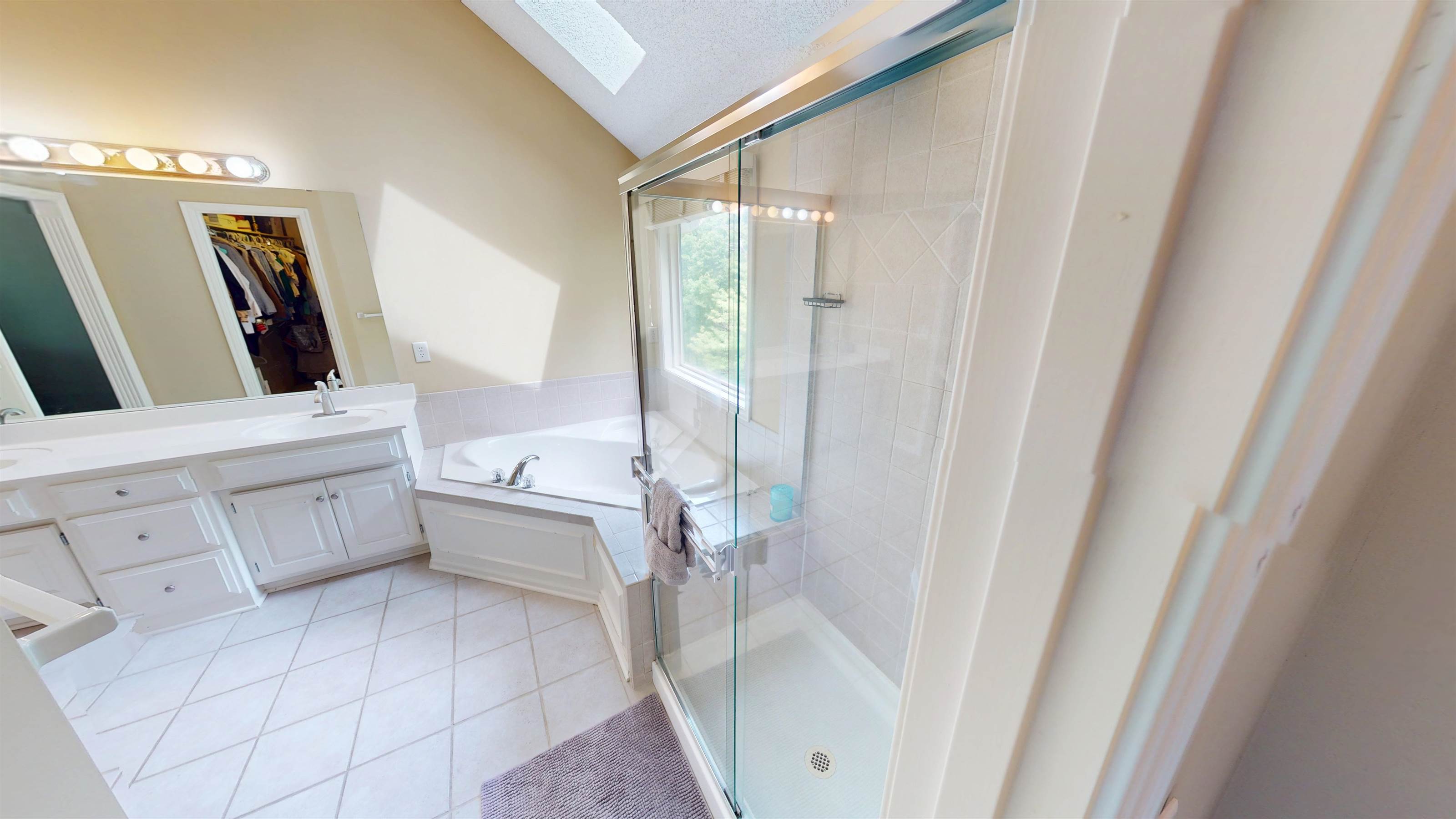 22306 W 44th Terrace, Shawnee, KS 66226