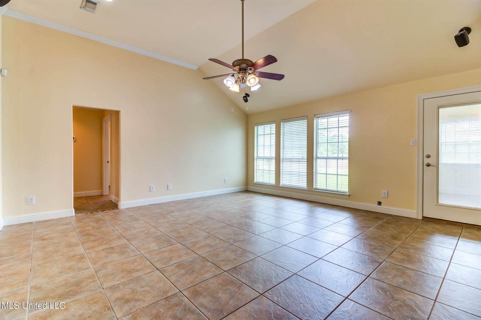 14924 Nassau Drive, Biloxi, MS 39532