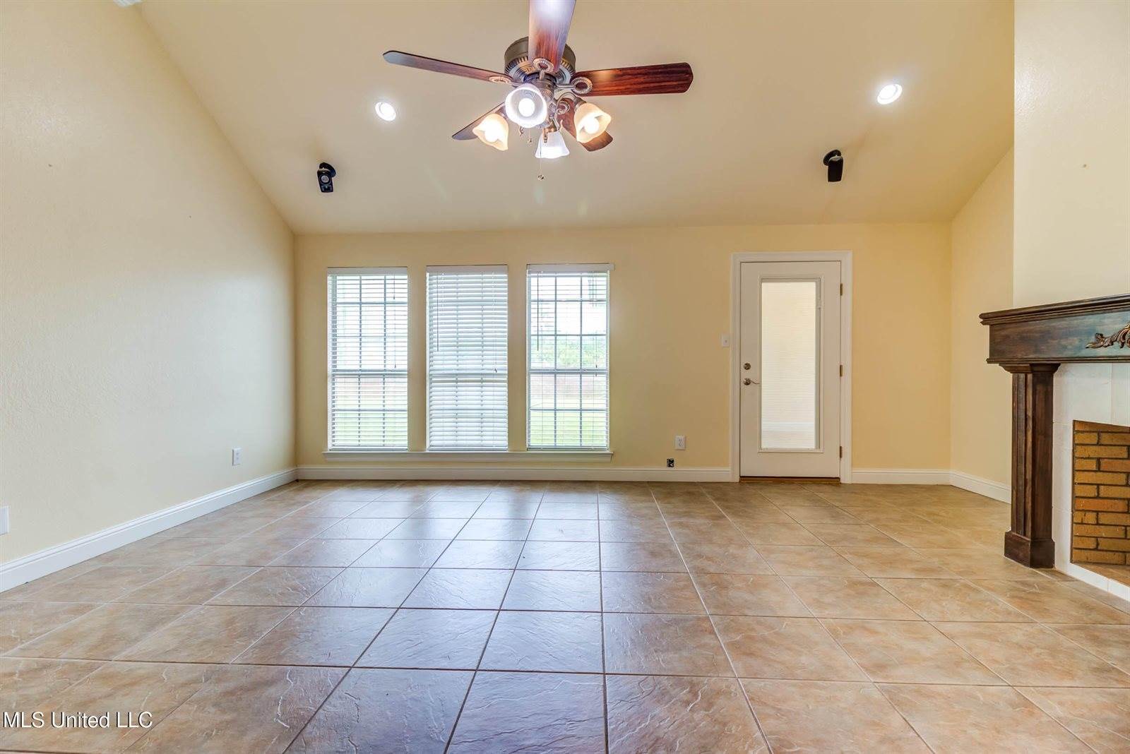 14924 Nassau Drive, Biloxi, MS 39532