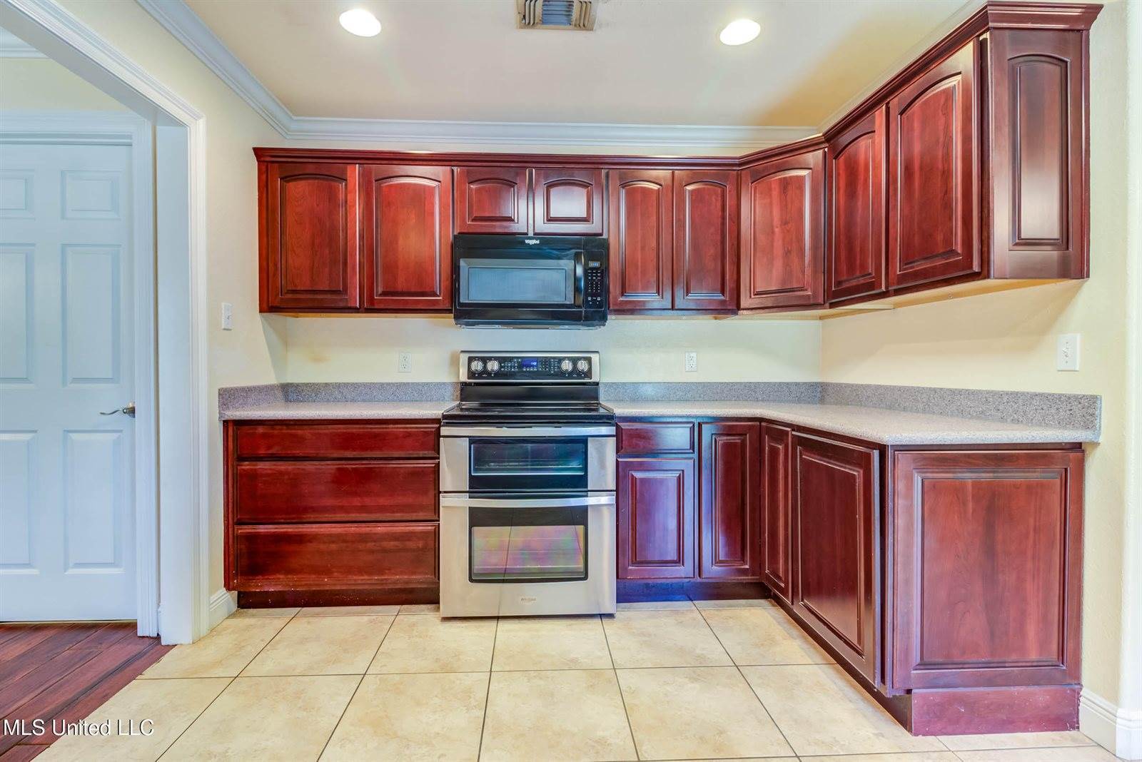 14924 Nassau Drive, Biloxi, MS 39532