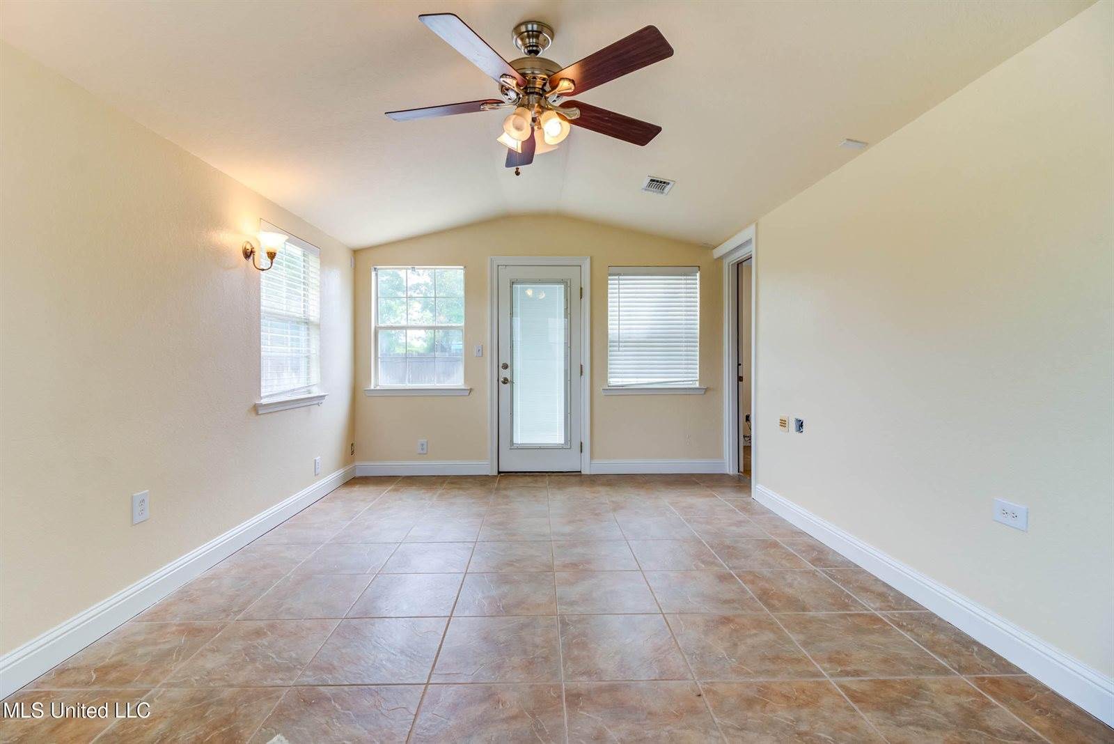 14924 Nassau Drive, Biloxi, MS 39532