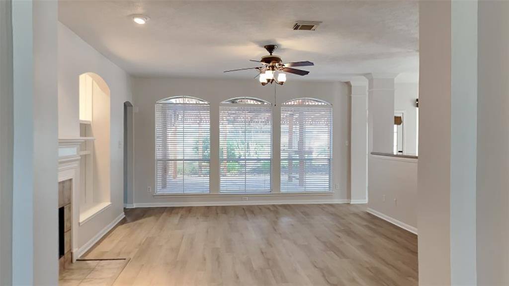 8318 Castle Pond Court, Houston, TX 77095