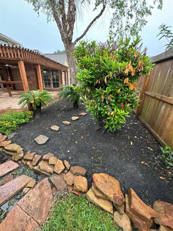 8318 Castle Pond Court, Houston, TX 77095