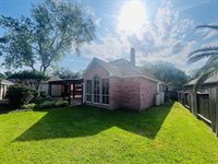 8318 Castle Pond Court, Houston, TX 77095