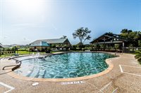 2 Wildwood Lake Drive, Huntsville, TX 77340