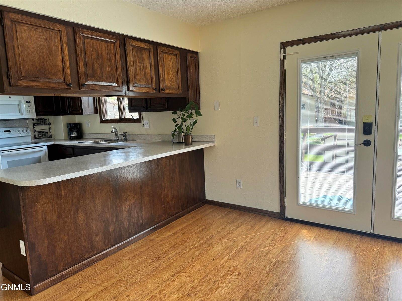 2037 Nagel Drive, Bismarck, ND 58501