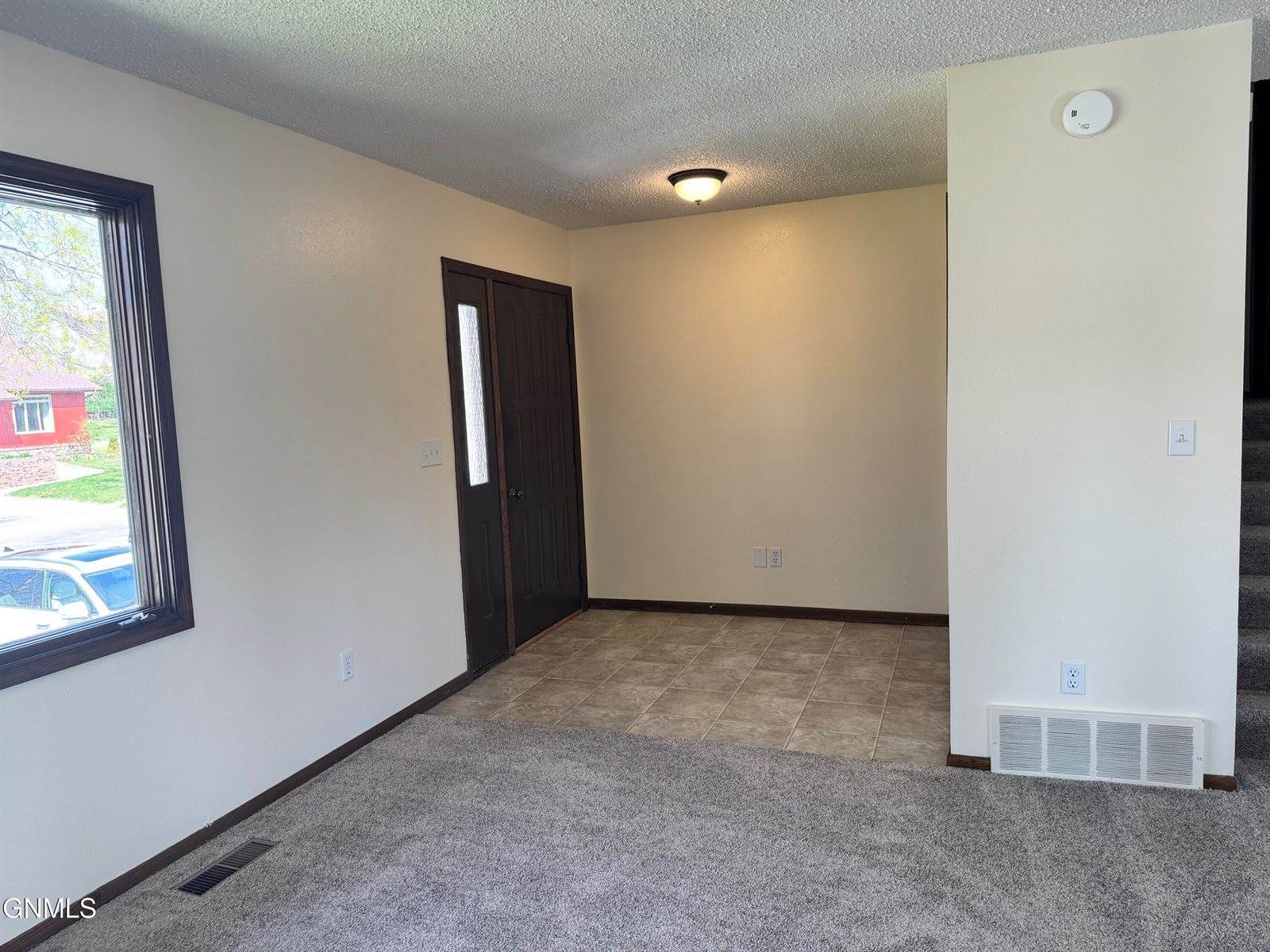 2037 Nagel Drive, Bismarck, ND 58501