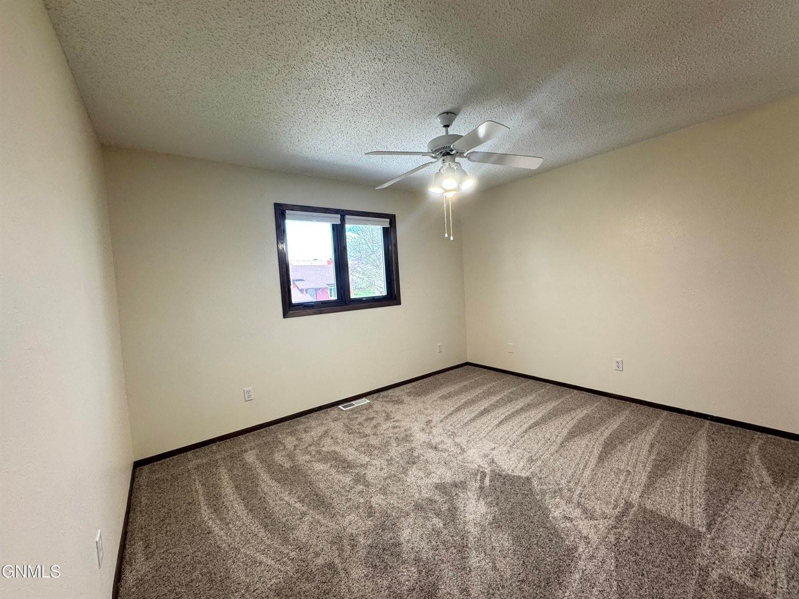 2037 Nagel Drive, Bismarck, ND 58501