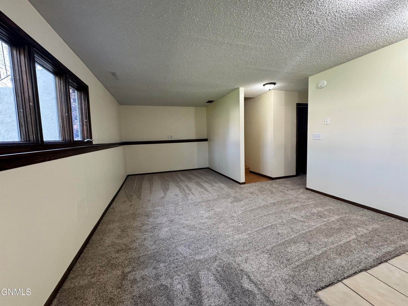 2037 Nagel Drive, Bismarck, ND 58501