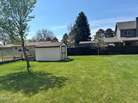 2037 Nagel Drive, Bismarck, ND 58501