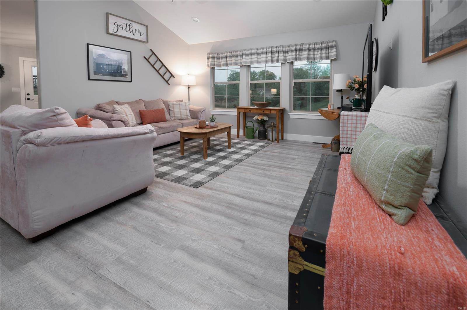 139 Mary Catherine, Waynesville, MO 65583