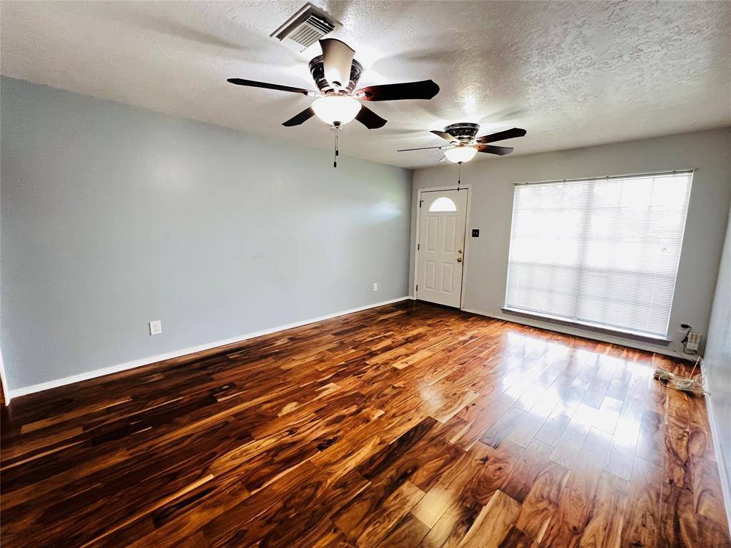 810 Shawnee Street, Houston, TX 77034