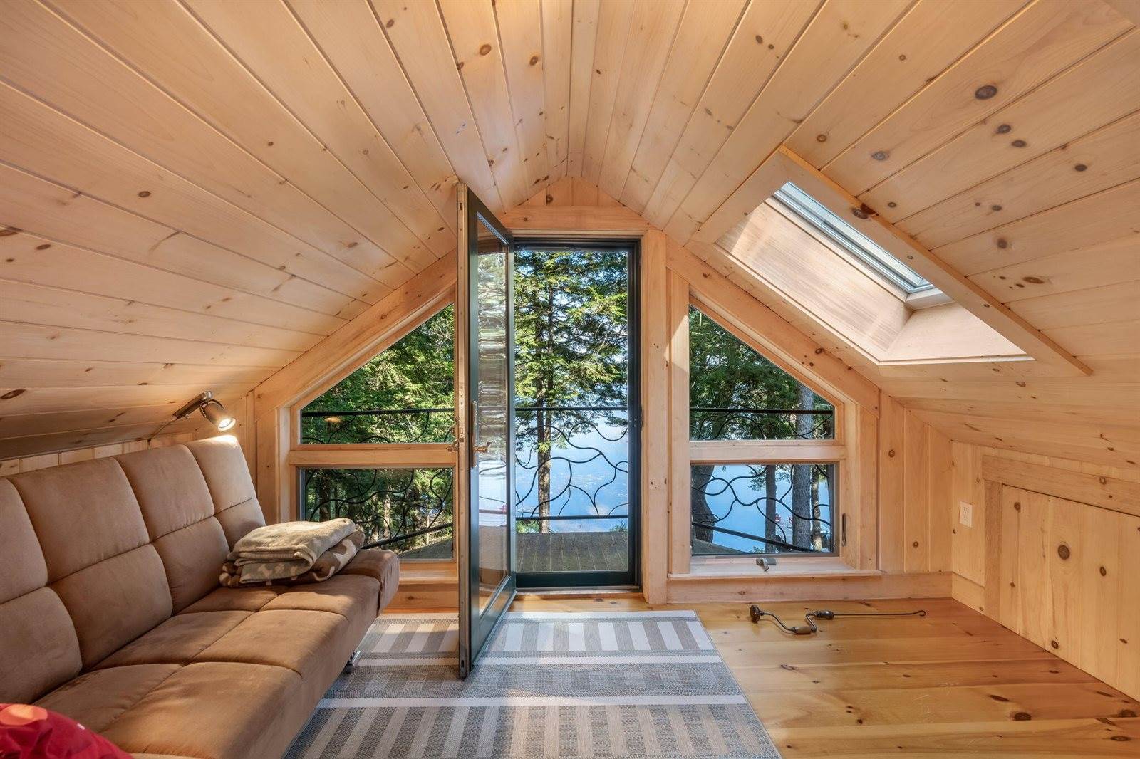 44 Hill Lane, Beddington, ME 04622