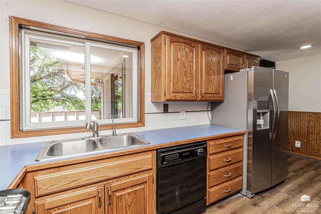 6131 Old Milford Road, Milford, KS 66514