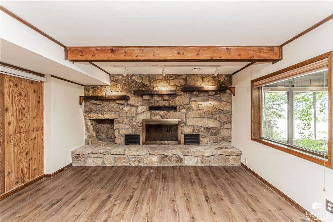 6131 Old Milford Road, Milford, KS 66514