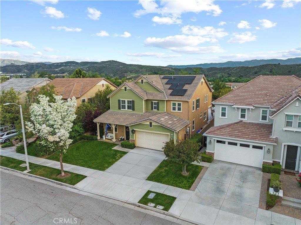 22458 Plantation Court, Saugus, CA 91350