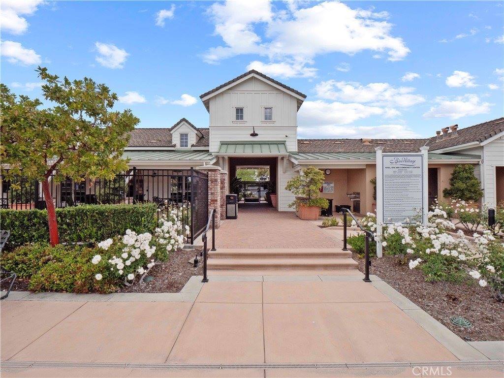 22458 Plantation Court, Saugus, CA 91350