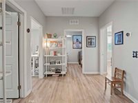 22458 Plantation Court, Saugus, CA 91350