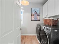 22458 Plantation Court, Saugus, CA 91350