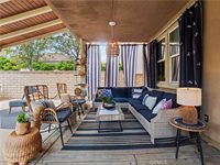 22458 Plantation Court, Saugus, CA 91350