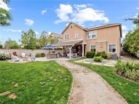 22458 Plantation Court, Saugus, CA 91350