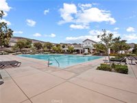 22458 Plantation Court, Saugus, CA 91350