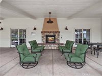 22458 Plantation Court, Saugus, CA 91350