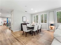 22458 Plantation Court, Saugus, CA 91350