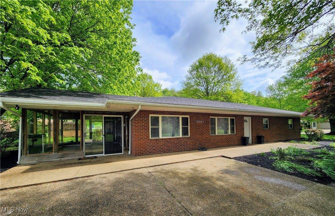 9005 Eckelberry Road, Cambridge, OH 43725