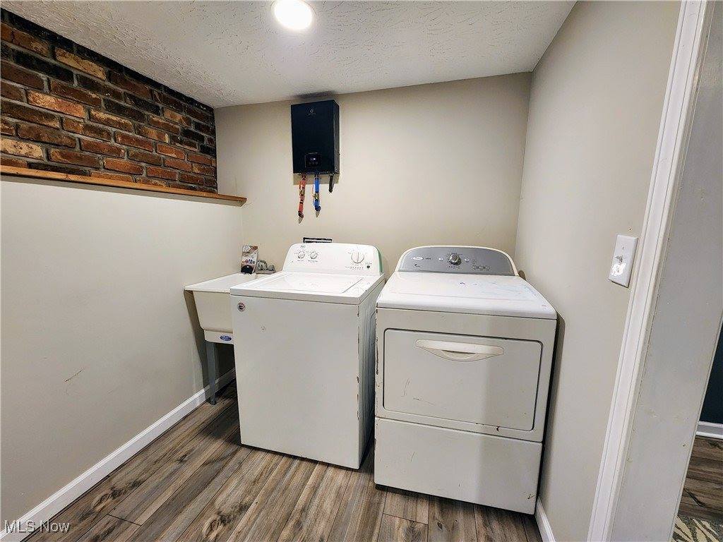 9005 Eckelberry Road, Cambridge, OH 43725