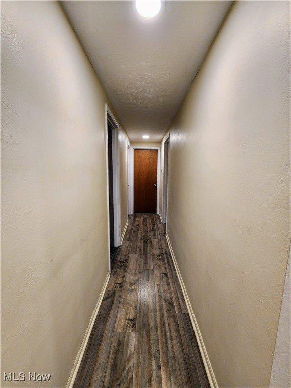 9005 Eckelberry Road, Cambridge, OH 43725