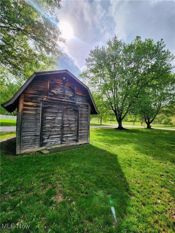 9005 Eckelberry Road, Cambridge, OH 43725