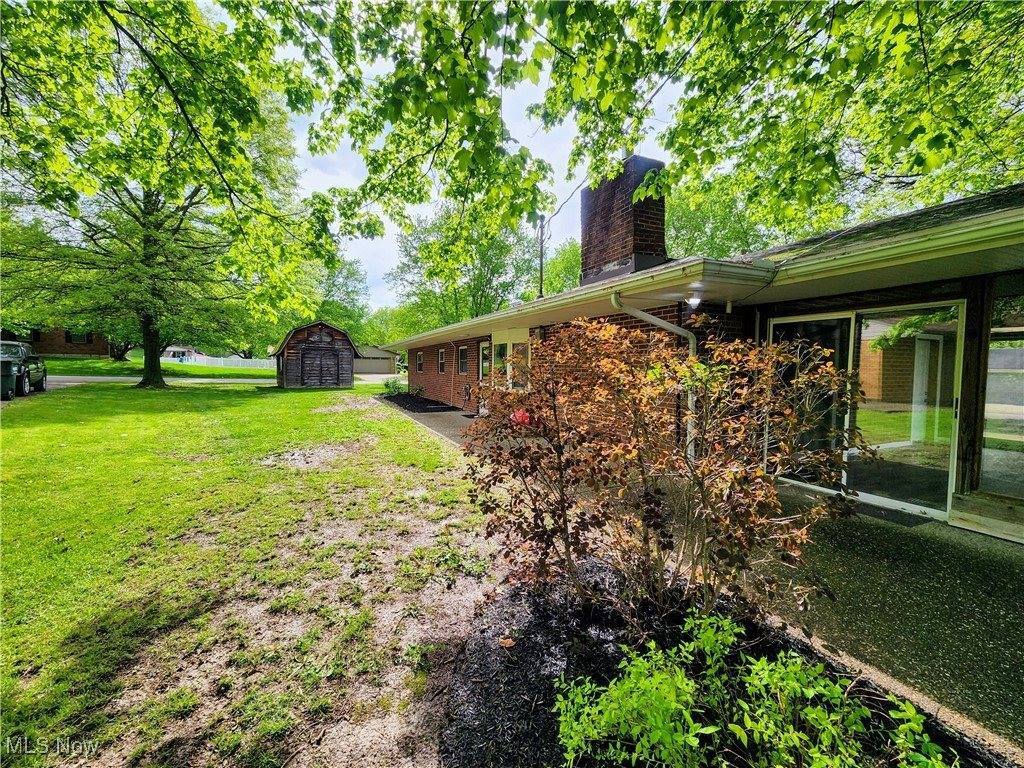 9005 Eckelberry Road, Cambridge, OH 43725