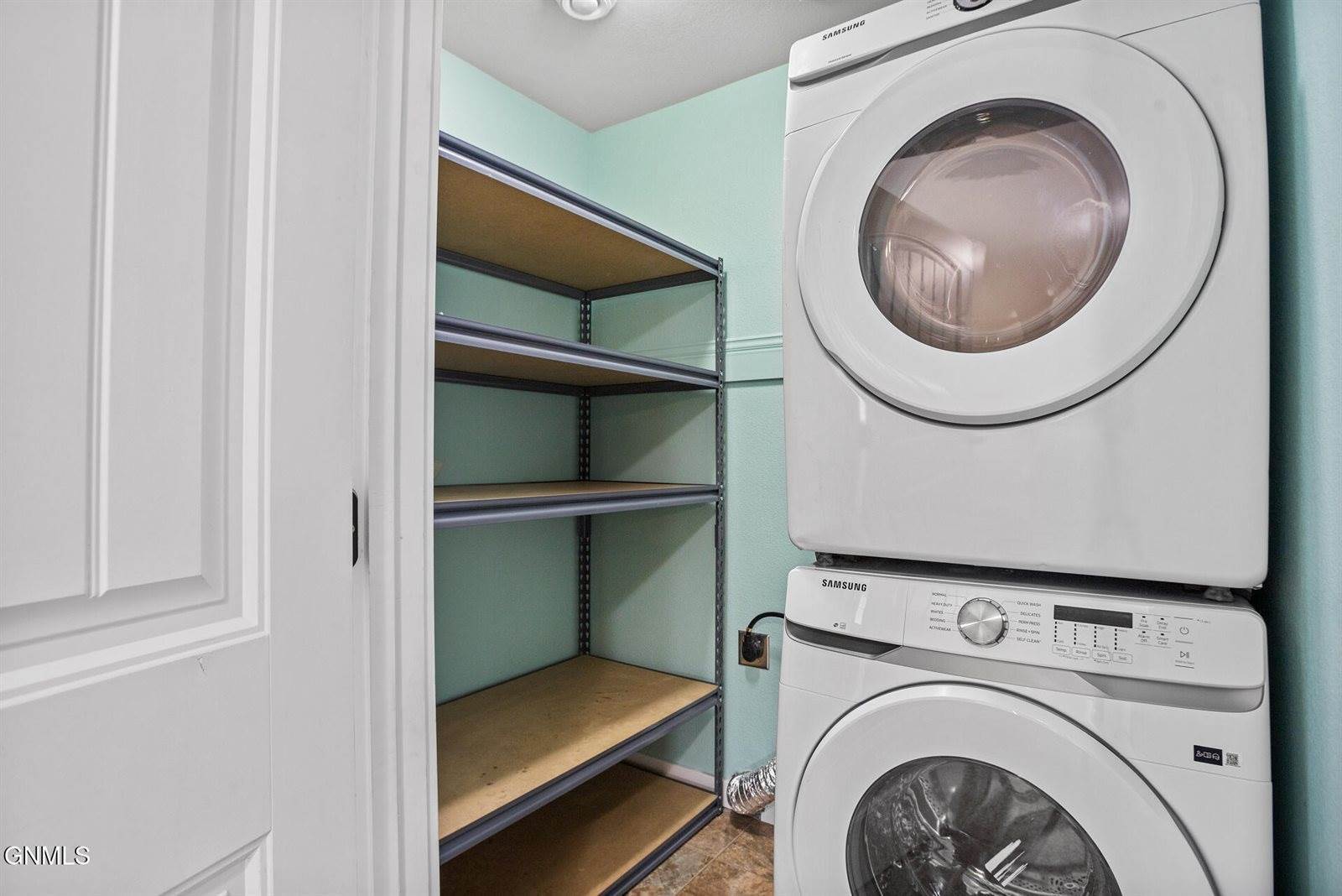 2806 23rd Street West, Williston, ND 58801