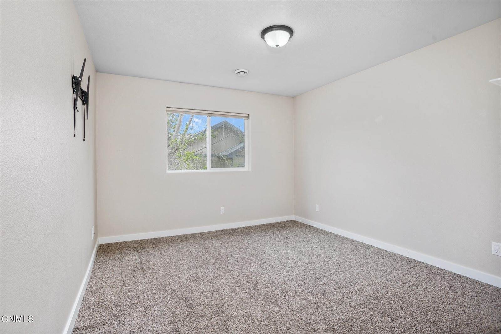 2806 23rd Street West, Williston, ND 58801