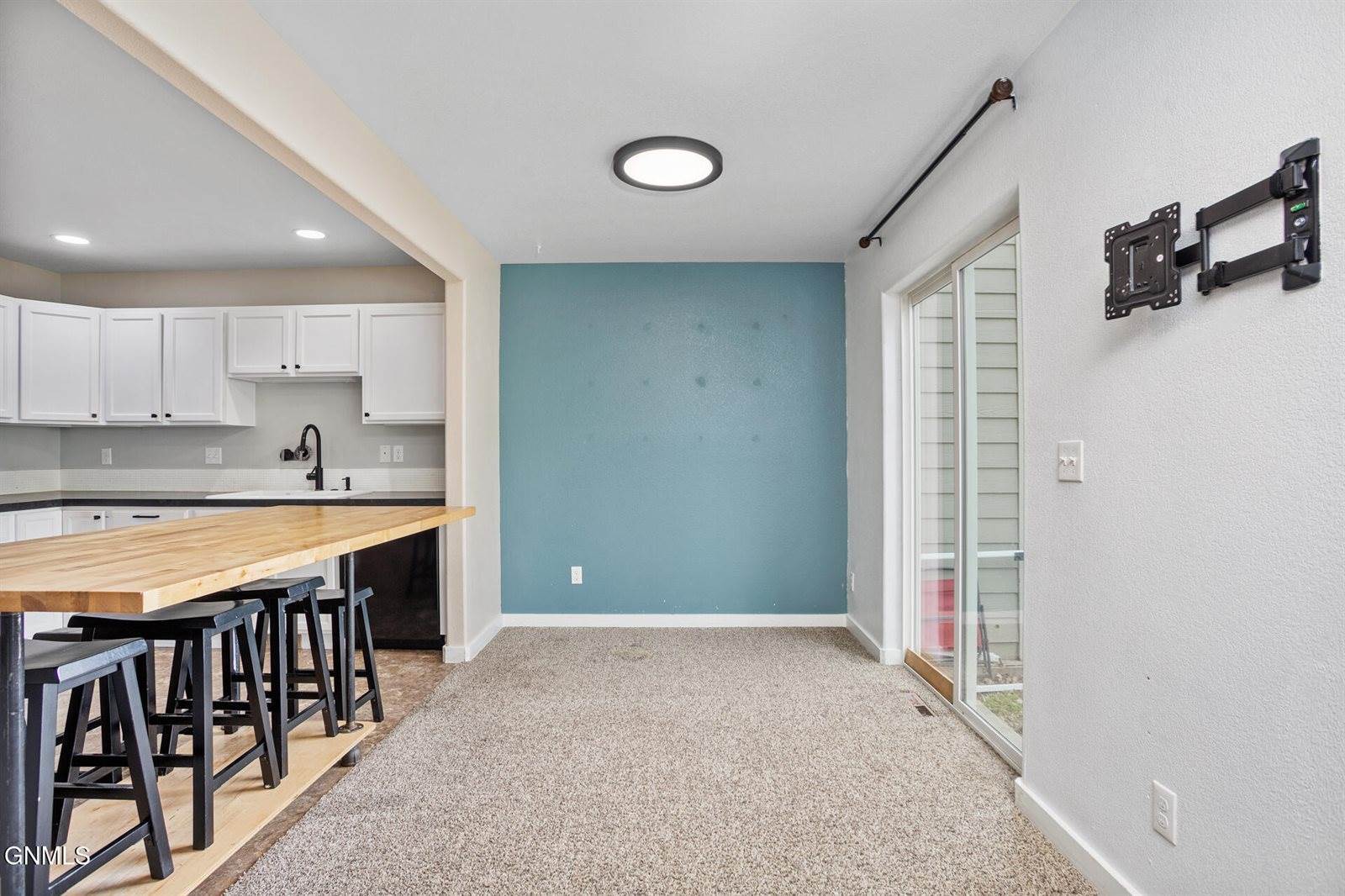 2806 23rd Street West, Williston, ND 58801