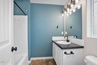 2806 23rd Street West, Williston, ND 58801